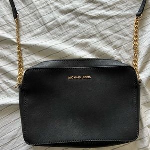 Michael Kors Crossbody Bag!